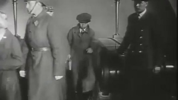 Первый пассажир московского метрополитена, 1935 год.