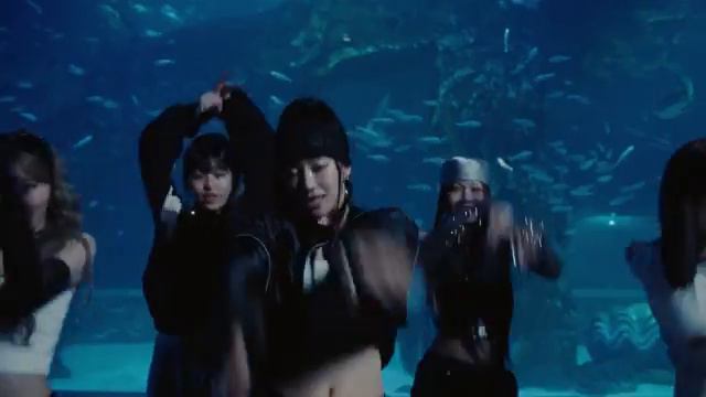 LE SSERAFIM (르세라핌) 'CRAZY' OFFICIAL MV смотреть онлайн