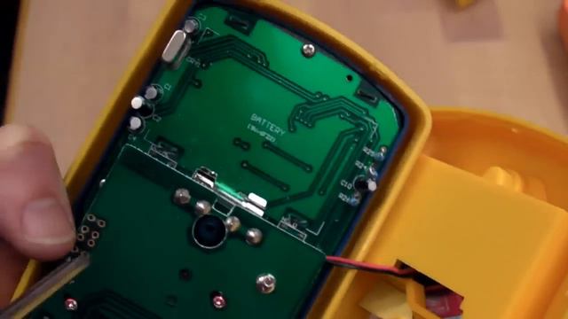 EEVblog #91 - $50 Multimeter Shootout - Extech EX330, Amprobe AM220, Elenco, Vichy VC99, GS Pro-50 смотреть онлайн