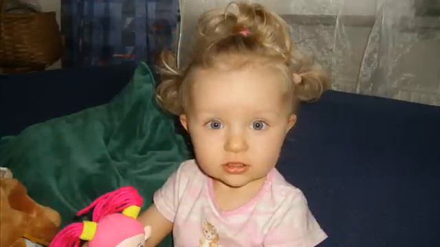 Lyuba's first two years in three minutes смотреть онлайн