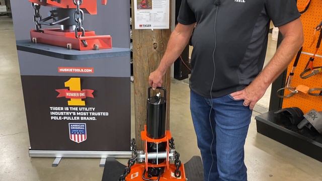 Huskie Tools' Jerry Porovnik talks about the Tiiger Hydraulic Pole Puller Kit смотреть онлайн