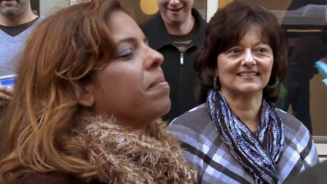 Billy On The Street - S01E07 - Joan Rivers Gets Quizzed in the Face смотреть онлайн