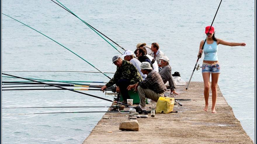 Приколы на рыбалке / Смешные случаи на рыбалке смотреть онлайн