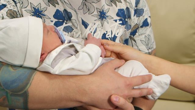 5000 малыш родился в роддоме Клиники Екатерининская смотреть онлайн