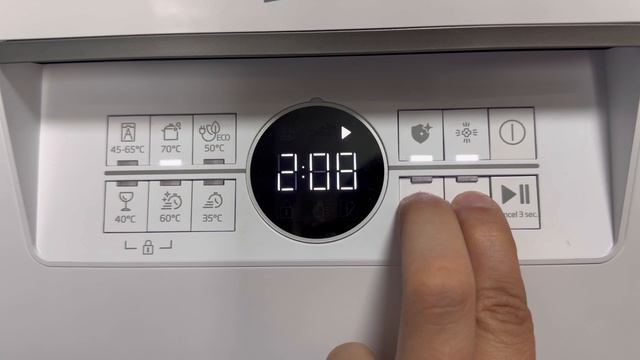 Краткий процесс работы посудомоечной машинки Beko BDFS26120WQ (B 300) смотреть онлайн
