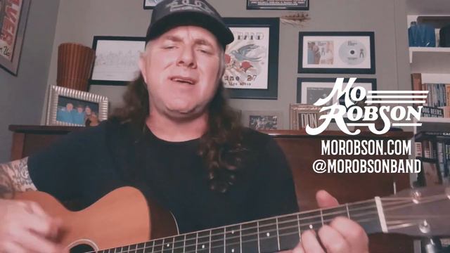 “Broken Hearted Mind” written by Mo Robson,ASCAP смотреть онлайн