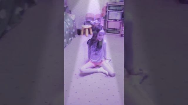 Гимнастика😂 смотреть онлайн