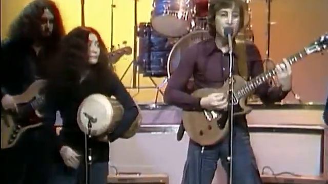 John Lennon & Yoko Ono - Woman Is The Nigger Of The World смотреть онлайн