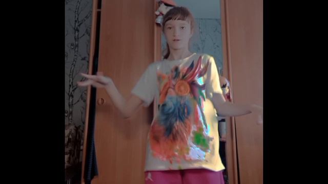 танцую G-idle Wife