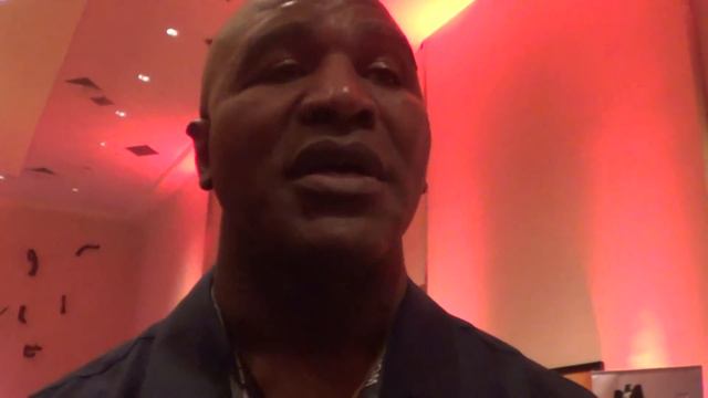Evander Holyfield explains why Dwight Muhammad Qawi was his toughest fight смотреть онлайн