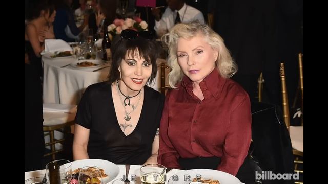 Joan Jett & Blondie - Doom or Destiny 2017 смотреть онлайн