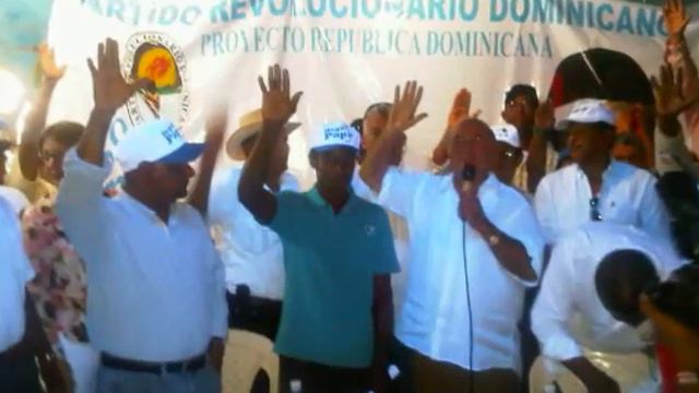 Hipolito Mejia Bachata 2012.flv смотреть онлайн