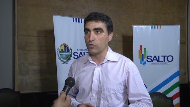 Informe Intendente de Salto Dr. Andrés Lima - Reparación Av Manuel Oribe смотреть онлайн
