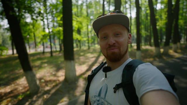 Гуляем по городу с Sony 20мм F1.8 смотреть онлайн