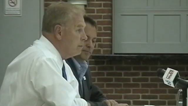 OH: Gov. Ted Strickland at a Union Members' Roundtable смотреть онлайн