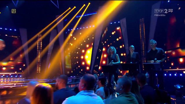 Damian Ukeje - Use Somebody [Koncert "Gwiazdy The Voice"] смотреть онлайн