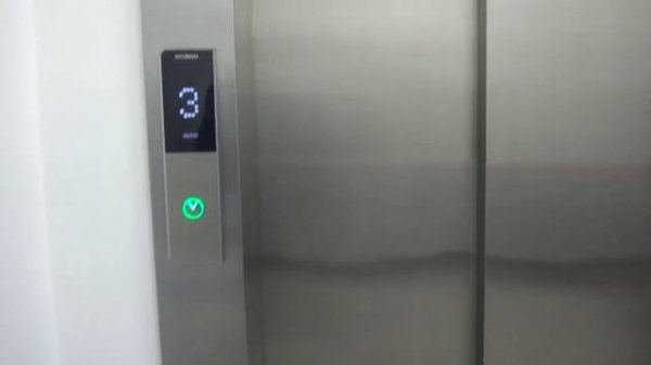 Лифты Hyundai WBLX1 2021 г. в Павильоне колеса обозрения Солнце Москвы (ВДНХ)