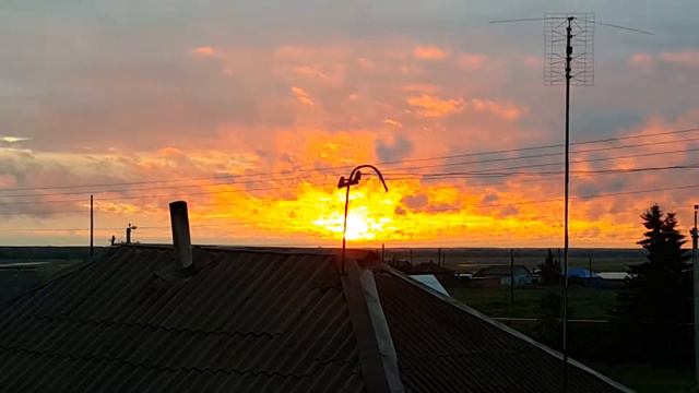 Закат солнца !!)))) Необычно!!)) смотреть онлайн