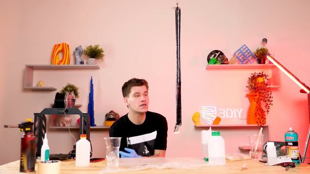 Как покрыть карбоновым волокном 3D печатные детали ? Делаем ложку для обуви и наносим углеткань смотреть онлайн