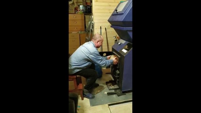 ОГРОМНАЯ ТОПКА, ТВЕРДОТОПЛИВНЫЙ КОТЕЛ КОСМОС ИЗ НЕРЖАВЕЙКИ смотреть онлайн