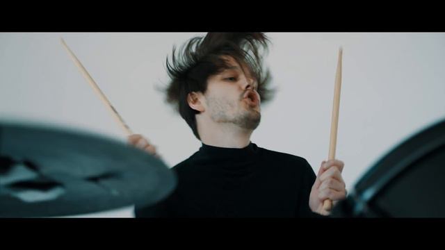 Abandoned in Destiny - Dead End (OFFICIAL MUSIC VIDEO) смотреть онлайн