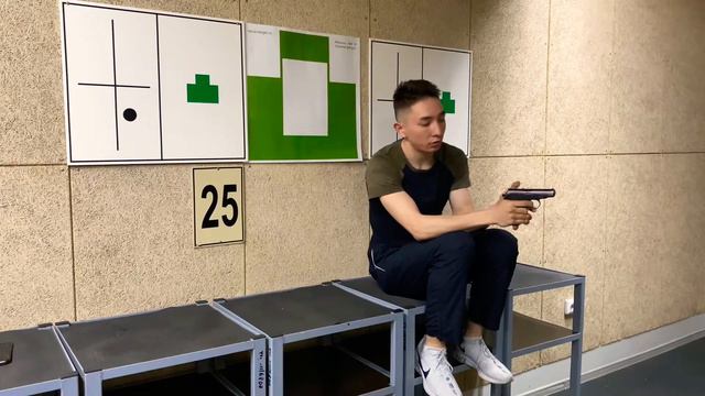 Как научиться стрелять. Ошибки в стрельбе #3: незакреплённая кисть. смотреть онлайн