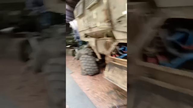 Затрофеенная натовская колесная бронемашина смотреть онлайн