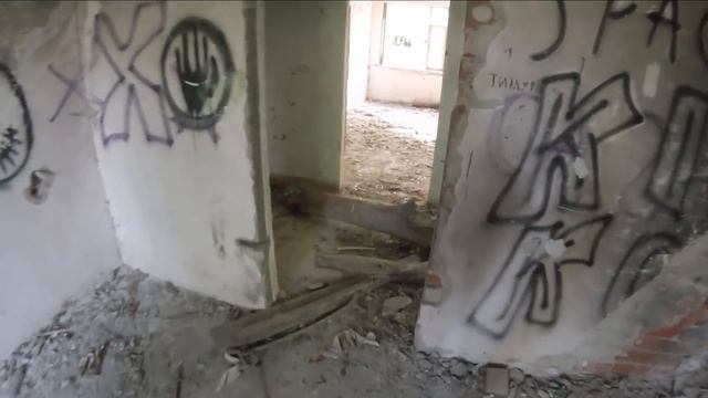 НАПЕРЕГОНКИ С ПРОТИВНИКОМ. СТРАЙКБОЛ смотреть онлайн