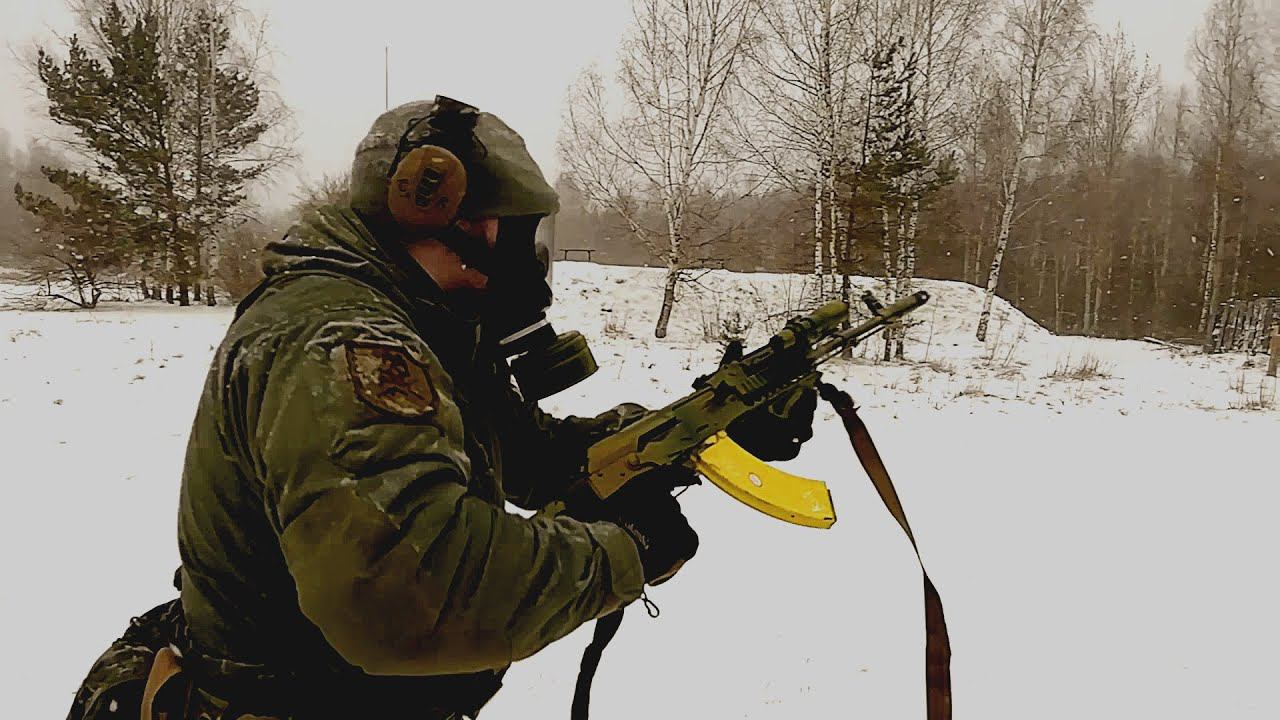 Тренировка в противогазе | Стрельба в противогазе | Легкое упражнение | Shooting in a gas mask смотреть онлайн