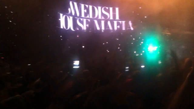 SHM @ MASQUERADE MOTEL 2012 MIAMI (swedish house mafia) Coming home mashup смотреть онлайн