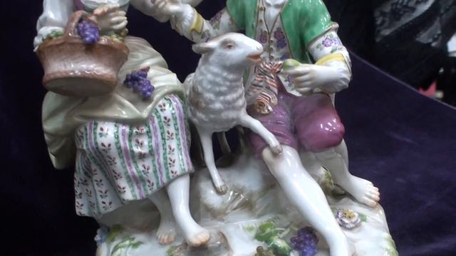 0014 Фарфор на продажу 19 век композиция с картины Буше Пасторальная сцена (редкость) смотреть онлайн