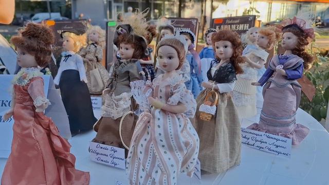 Выставка коллекционных кукол «Дамы эпохи» смотреть онлайн