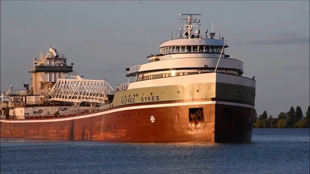 Wilfred Sykes - Arrival, Docking, and Unloading смотреть онлайн