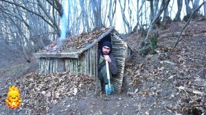 С нуля: ЗЕМЛЯНАЯ ХИЖИНА с камином, ЗЕМЛЯНКА для ВЫЖИВАНИЯ | АСМР - природа