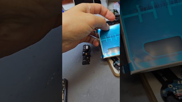 Не заряжается Samsung s21 🔥 Решение! Замена нижней платы и аккумулятора, оригинал ⚡🔋👆🔥 смотреть онлайн