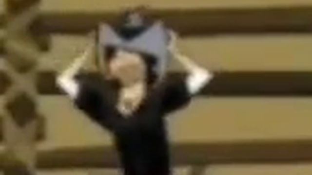 stan twitter: chris mclean dancing to phut hon смотреть онлайн