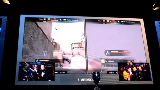Реакция зала на игру NaVi is Titan CS:GO смотреть онлайн
