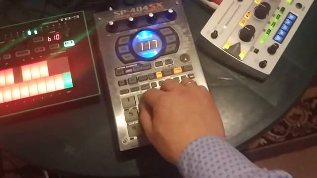 Michael Jackson - Billie Jean "cover" (tb-3 + sp-404sx + rmx-1000 + Kaossilator) смотреть онлайн