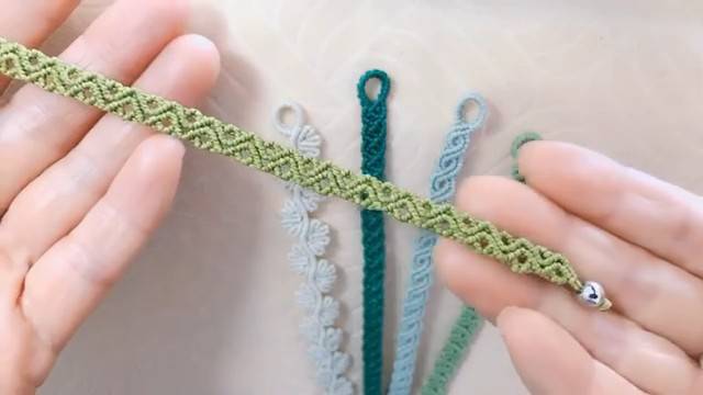 Macrame By Afeng： 6股绳编法（1）Macrame Bracelet ｜Macrame 手链 ｜ 编绳 ｜ Easy 简单易 смотреть онлайн