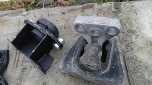 Honda Civic 4D. Замена опоры АКПП на неоригинальную.