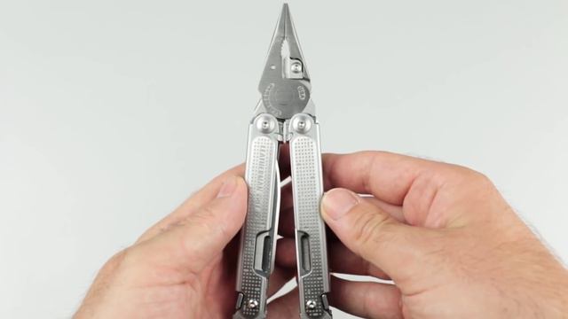 Обзор мультитула LEATHERMAN FREE P2 и P4 смотреть онлайн
