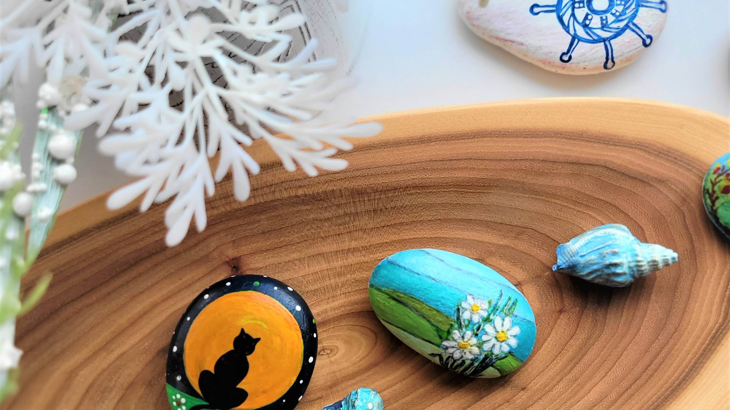 Рисунки на гальке