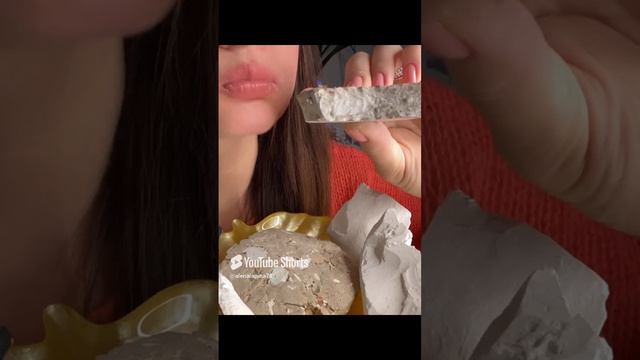 ASMR crunch of cookies_ печень Туркестаны+ Астана и мел #asmr #chalk #asmrsounds #crunchysounds смотреть онлайн