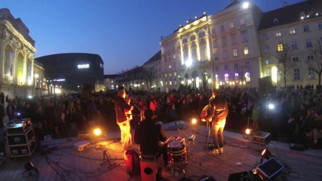 folkshilfe - Seit a poa Tog (live im MuseumsQuartier Wien 2015) смотреть онлайн