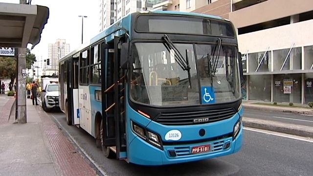 TN2: Ciclista morre atropelado por ônibus, em Vila Velha смотреть онлайн