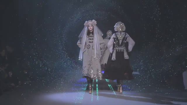 John Galliano Fashion Show