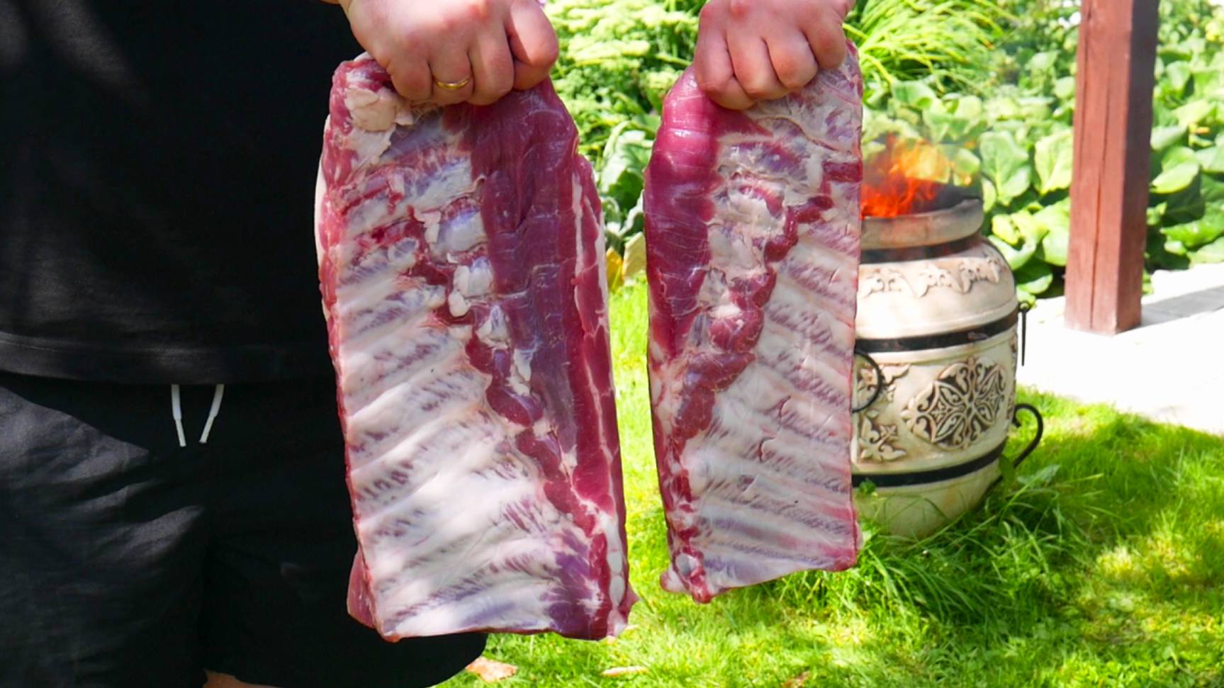 Ребра в Тандыре крупным куском. Рецепт очень сочного мяса смотреть онлайн