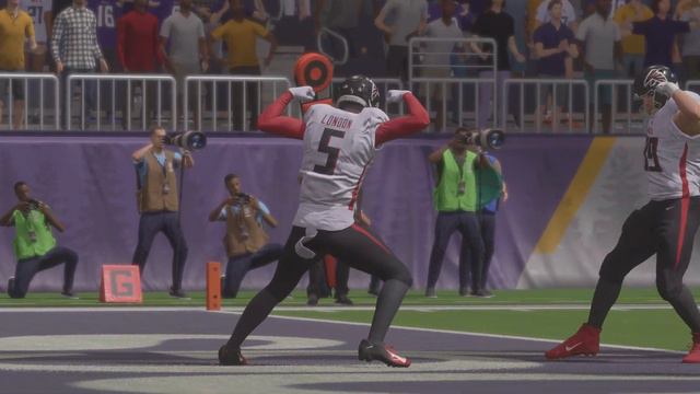 Madden 24 Kirk Cousins Falcons vs Vikings (Madden 25 Update Roster) 2024 Sim PS5 4K Game Play смотреть онлайн