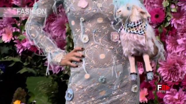 EMANUEL UNGARO Spring Summer 2011 Paris - Fashion Channel