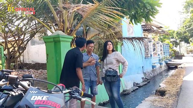 KISAH KOMANDAN POLISI JADI GEMBEL UNTUK MENGUNGKAP MAFIA MOTOR KELAS KAKAP! Endingnya ternyata...!! смотреть онлайн
